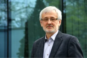 Prof. Bolesław Rok z Akademii Leona Koźmińskiego